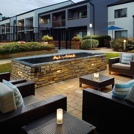 Hotel Courtyard By Marriott Raleigh Midtown Esterno foto