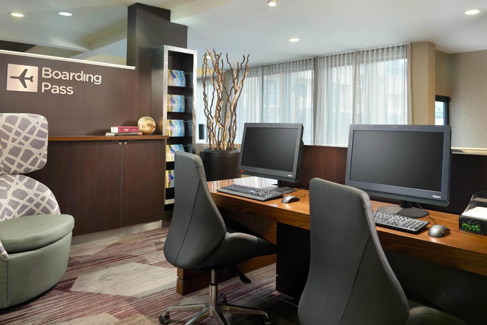 Hotel Courtyard By Marriott Raleigh Midtown Esterno foto