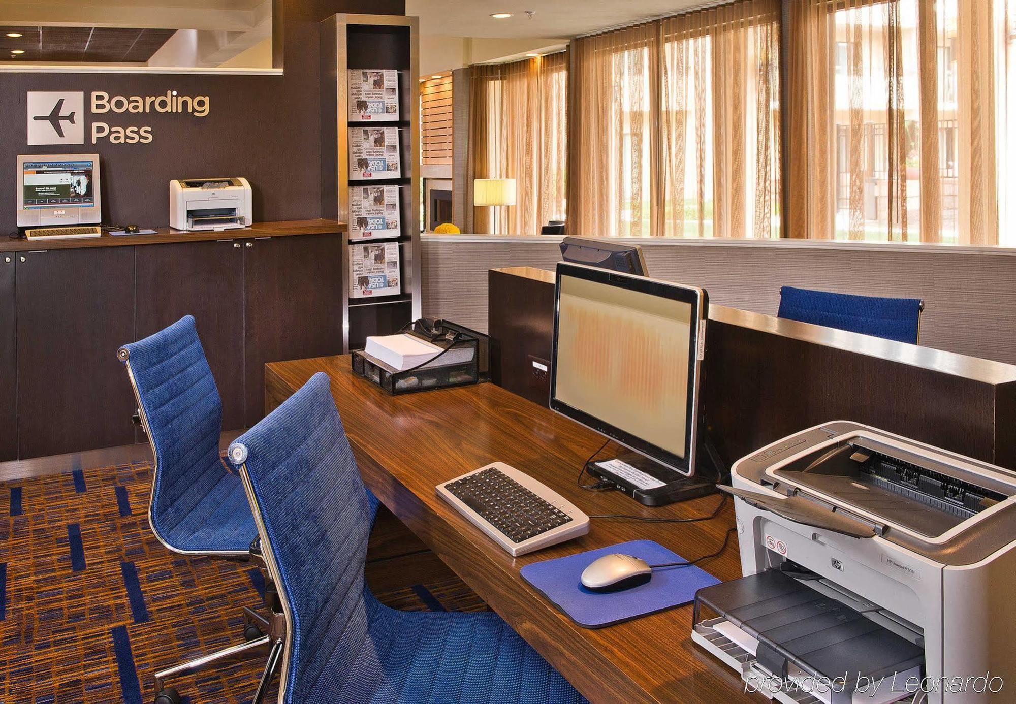 Hotel Courtyard By Marriott Raleigh Midtown Esterno foto