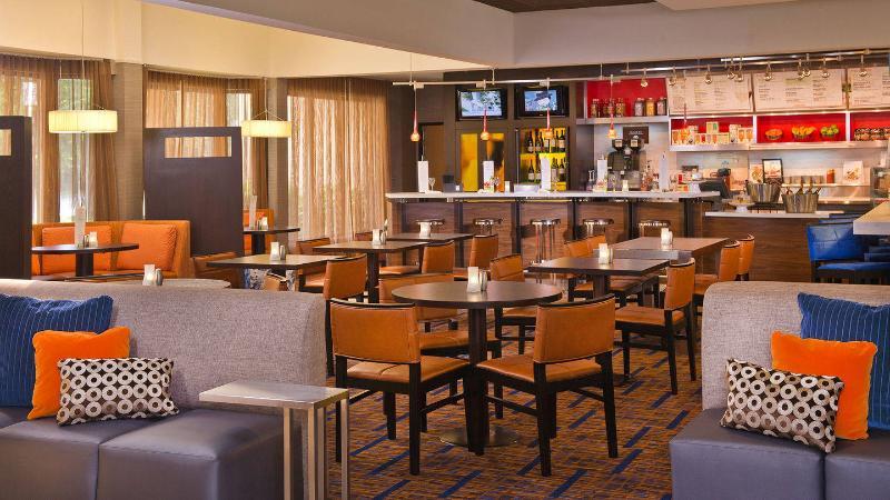 Hotel Courtyard By Marriott Raleigh Midtown Esterno foto