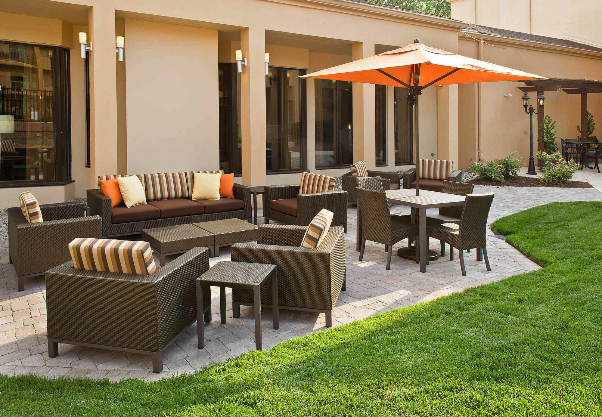 Hotel Courtyard By Marriott Raleigh Midtown Esterno foto